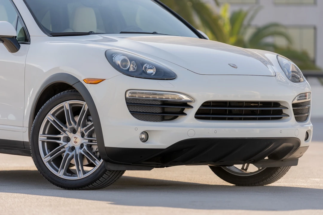 2012 Porsche 958 Cayenne S - Image 26 of 31