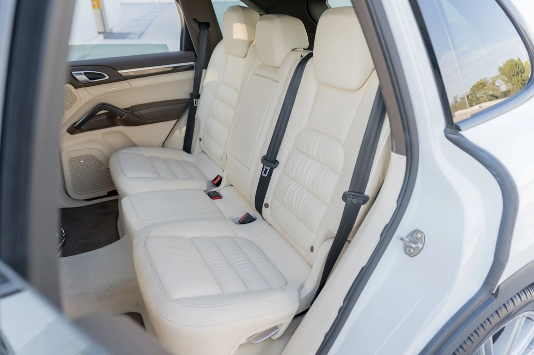 2012 Porsche 958 Cayenne S - Image 23 of 28