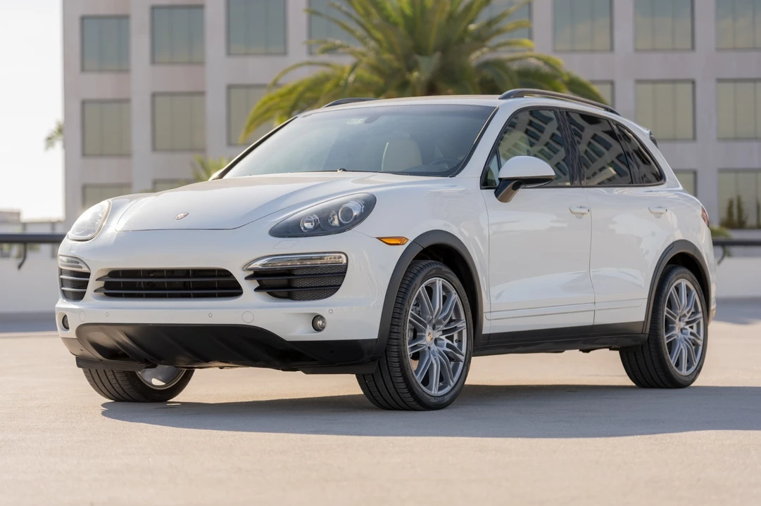 2012 Porsche 958 Cayenne S - Image 3 of 28