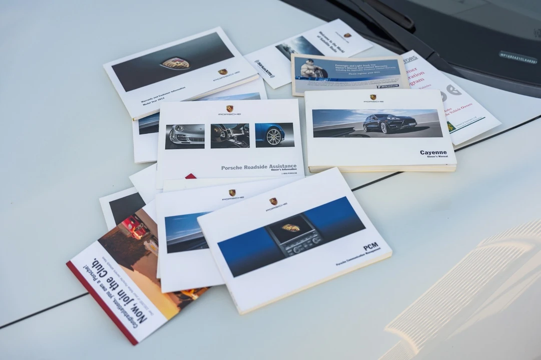 2012 Porsche 958 Cayenne S - Image 27 of 28