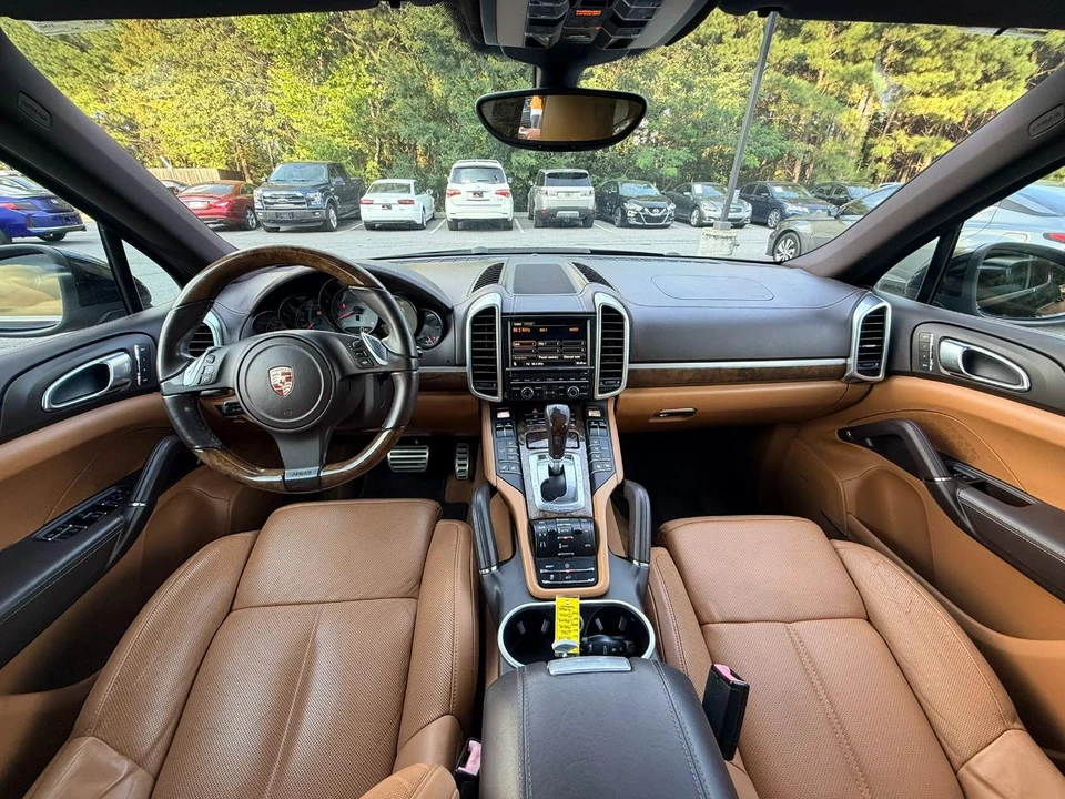 2012 Porsche 958 Cayenne S - Image 7 of 28