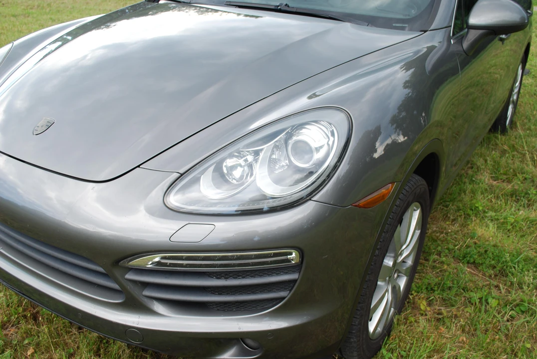 2012 Porsche 958 Cayenne S - Image 11 of 31