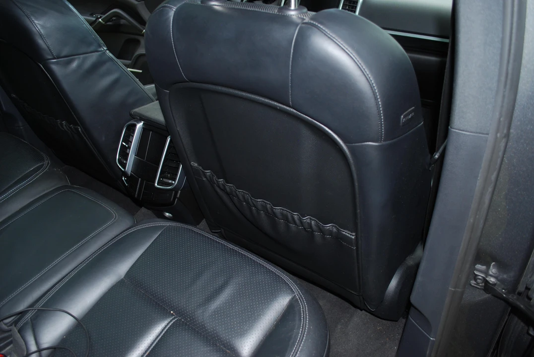 2012 Porsche 958 Cayenne S - Image 26 of 31