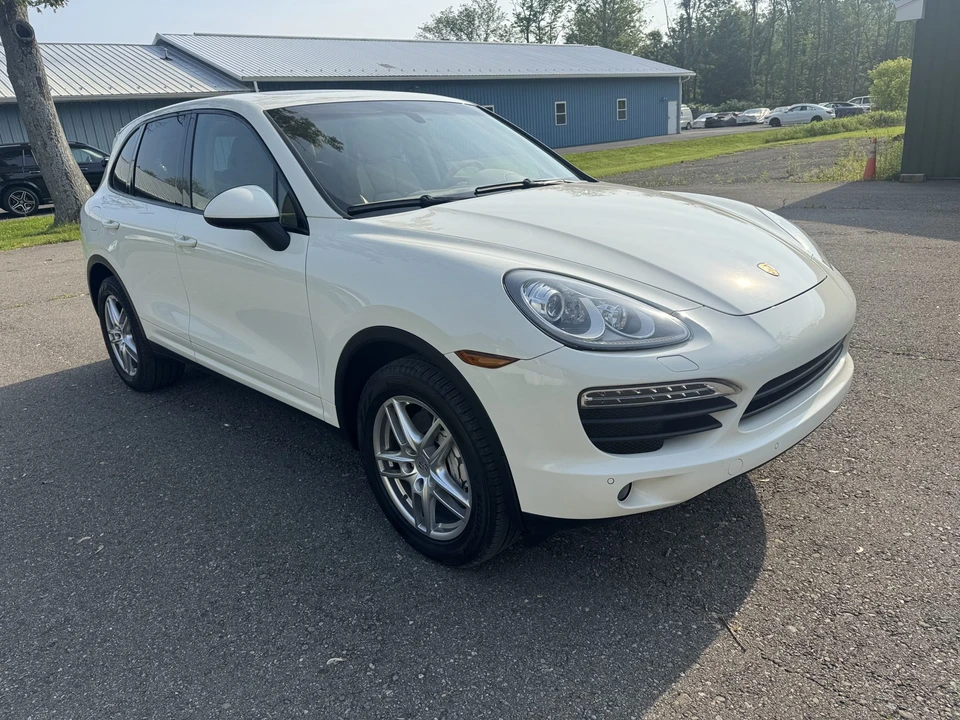 2012 Porsche 958 Cayenne S - Image 12 of 31