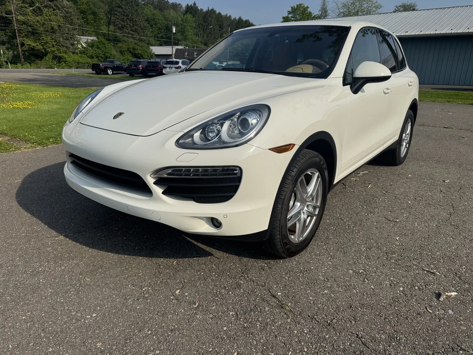 2012 Porsche 958 Cayenne S - Image 3 of 31