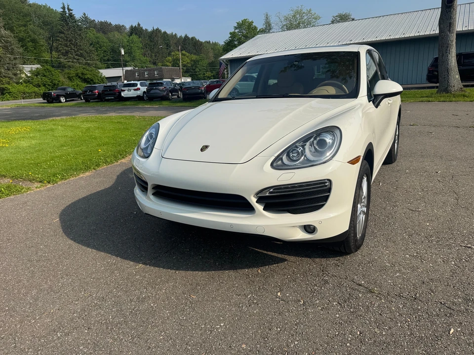 2012 Porsche 958 Cayenne S - Image 8 of 31