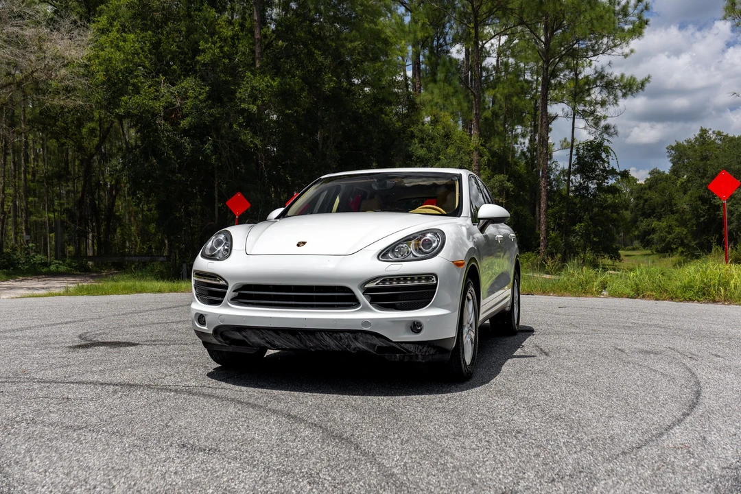 2012 Porsche 958 Cayenne S - Image 7 of 31