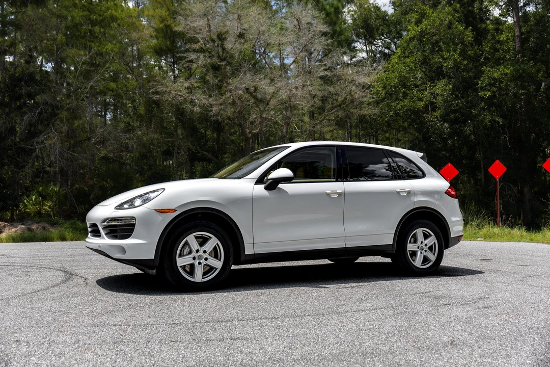 2012 Porsche 958 Cayenne S - Image 11 of 31