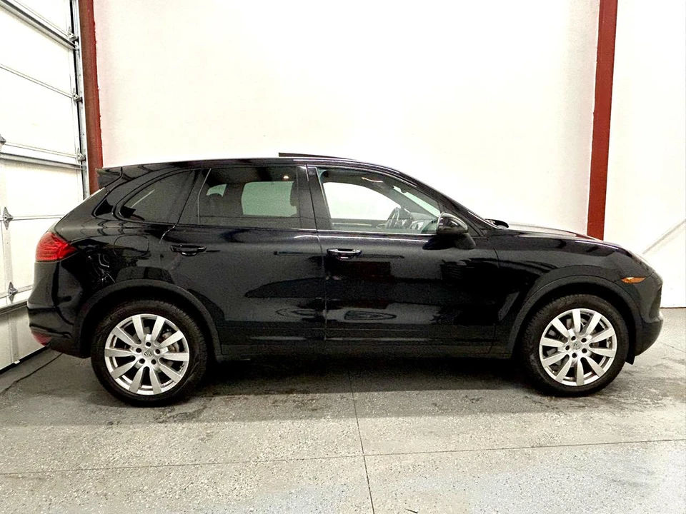 2012 Porsche 958 Cayenne S - Image 6 of 20