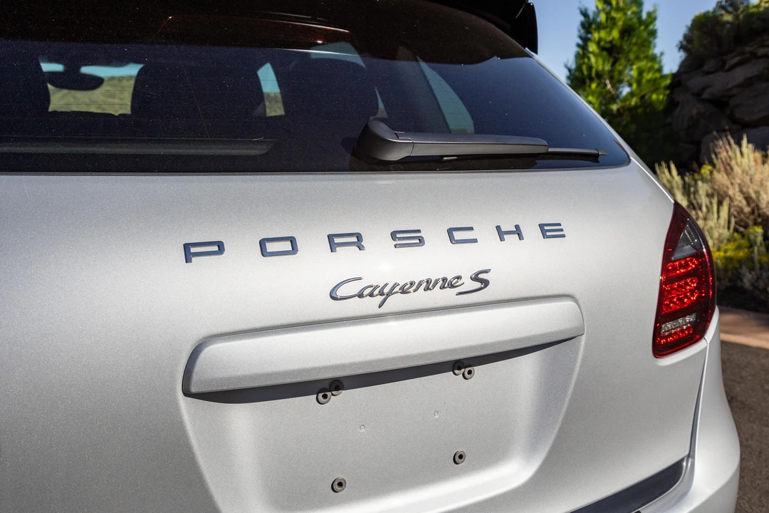 2012 Porsche 958 Cayenne S - Image 16 of 31