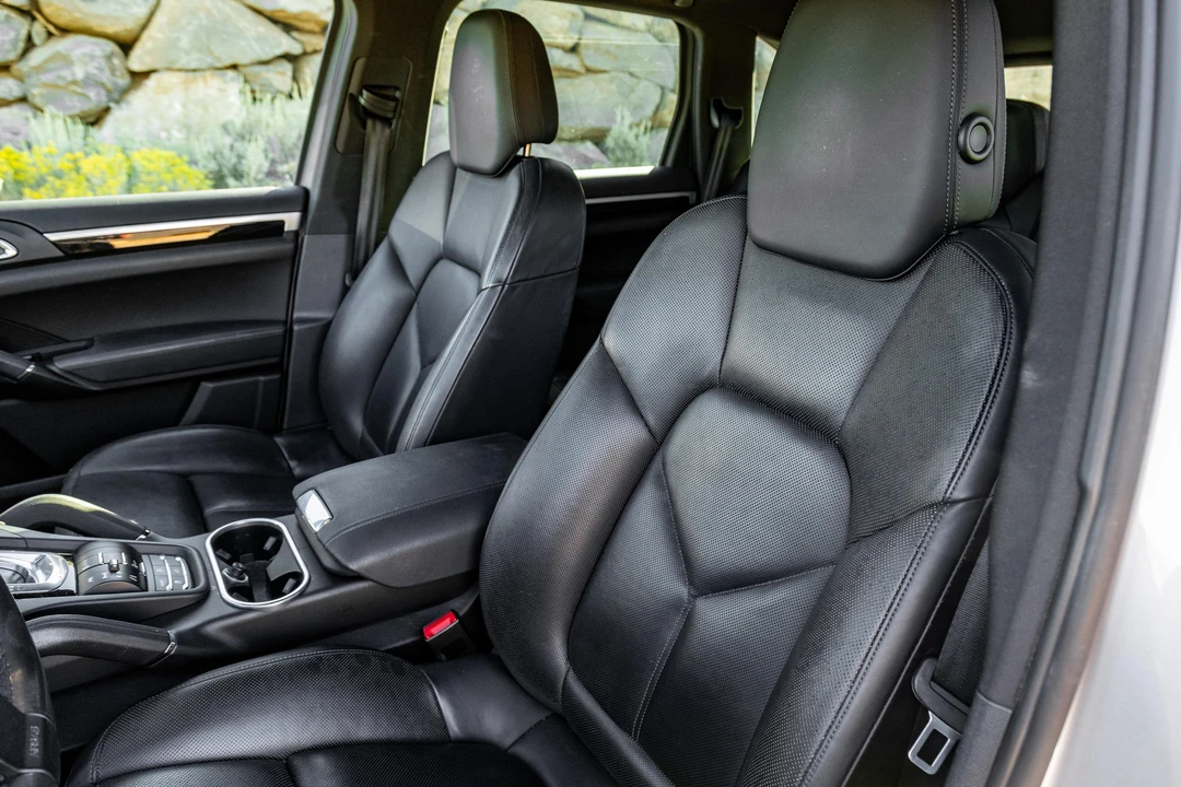 2012 Porsche 958 Cayenne S - Image 25 of 31
