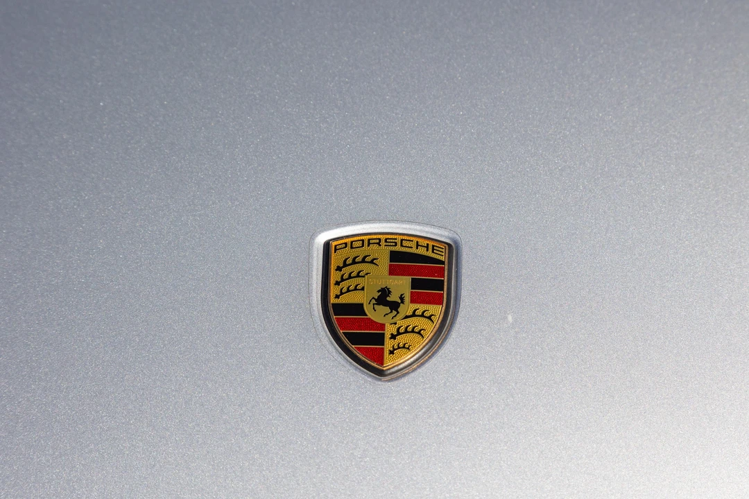 2012 Porsche 958 Cayenne S - Image 11 of 31