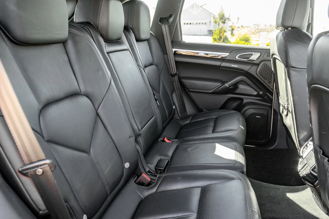 2012 Porsche 958 Cayenne S - Image 26 of 31