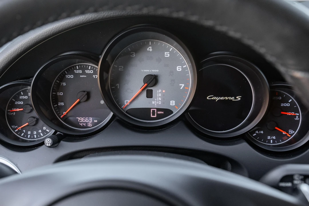 2012 Porsche 958 Cayenne S - Image 27 of 31