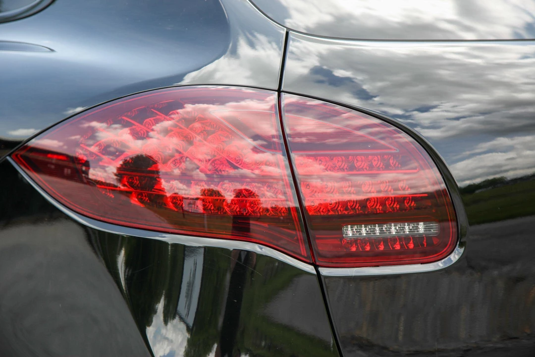 2012 Porsche 958 Cayenne S - Image 22 of 31