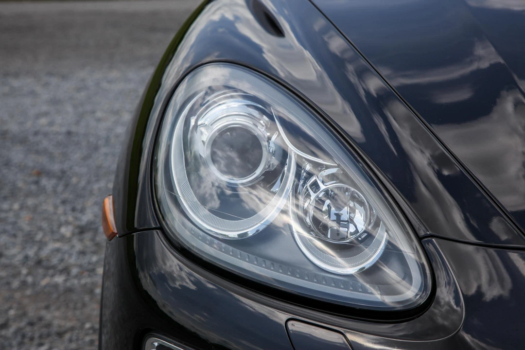2012 Porsche 958 Cayenne S - Image 9 of 31