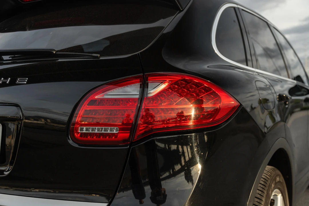 2012 Porsche 958 Cayenne S - Image 30 of 31