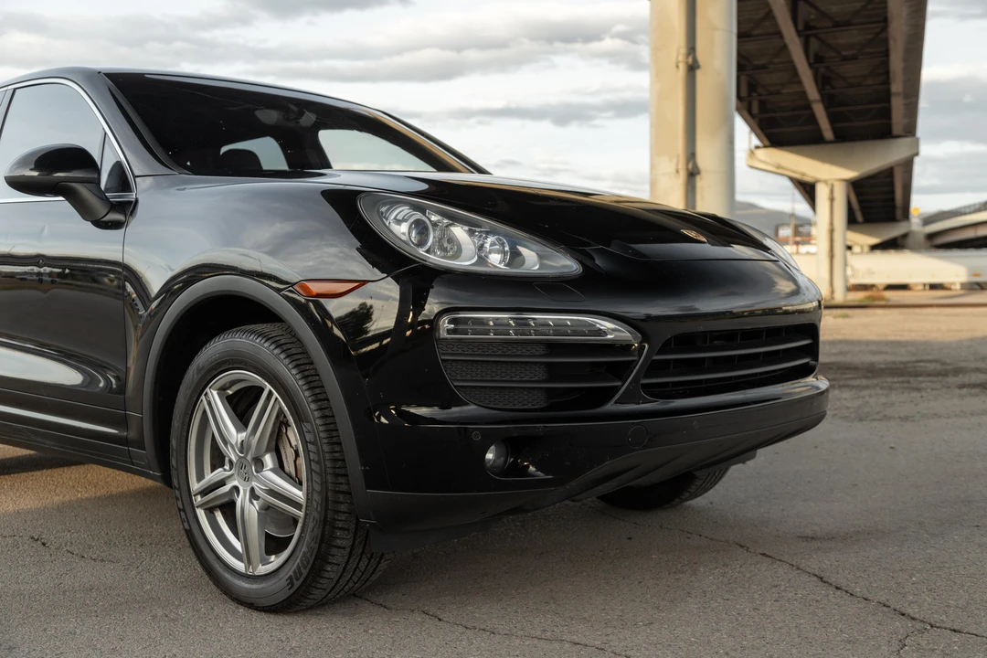 2012 Porsche 958 Cayenne S - Image 12 of 31