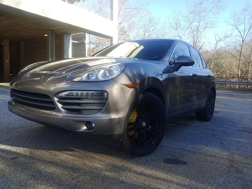 2012 Porsche 958 Cayenne S - Image 10 of 31