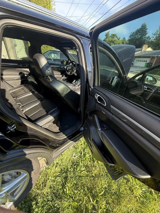 2012 Porsche 958 Cayenne S - Image 13 of 21