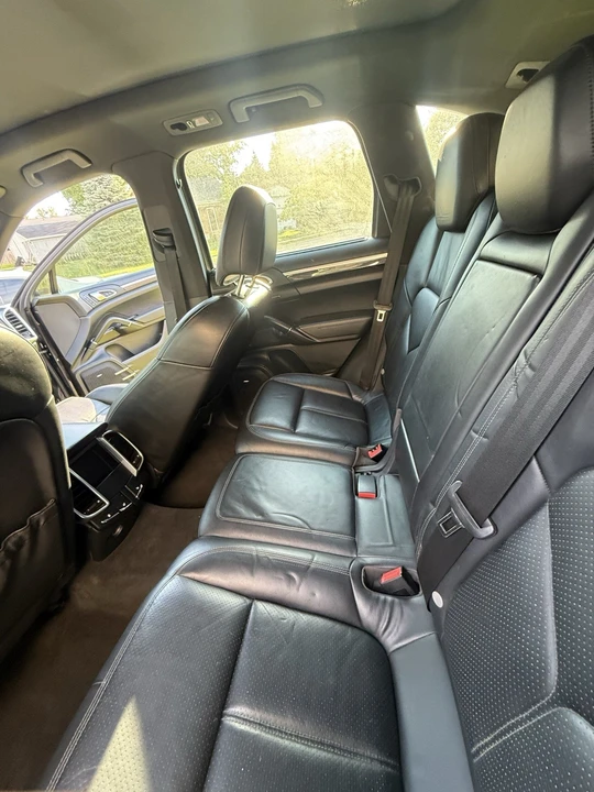 2012 Porsche 958 Cayenne S - Image 14 of 21