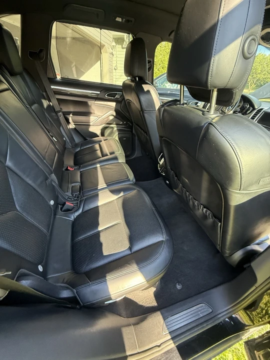 2012 Porsche 958 Cayenne S - Image 12 of 21