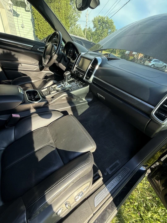 2012 Porsche 958 Cayenne S - Image 10 of 21