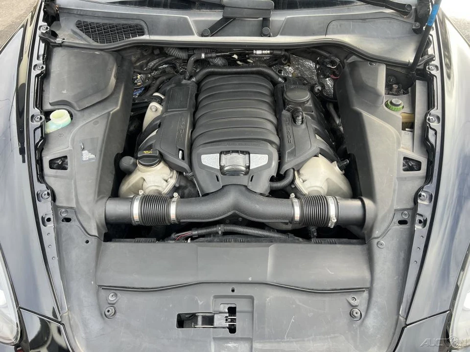2012 Porsche 958 Cayenne S - Image 6 of 12