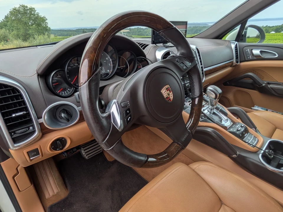 2012 Porsche 958 Cayenne S - Image 27 of 31
