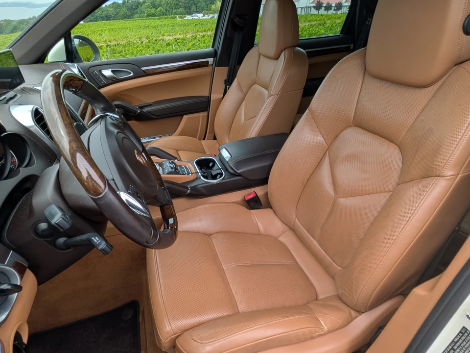2012 Porsche 958 Cayenne S - Image 24 of 31