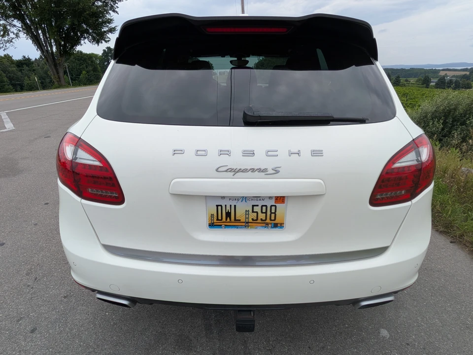 2012 Porsche 958 Cayenne S - Image 8 of 31