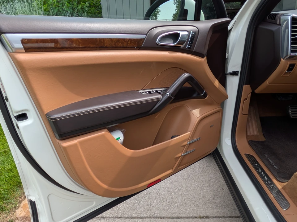 2012 Porsche 958 Cayenne S - Image 23 of 31
