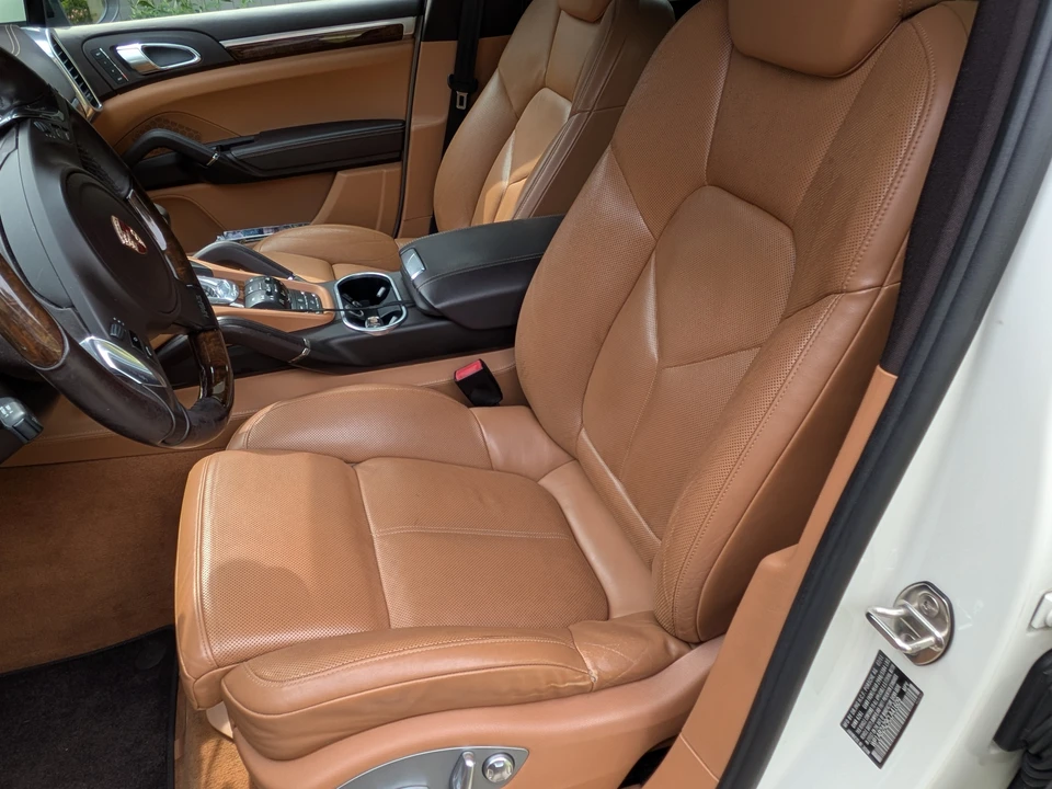 2012 Porsche 958 Cayenne S - Image 25 of 31