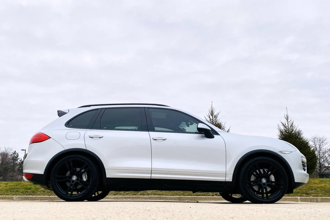 2012 Porsche 958 Cayenne S - Image 22 of 31