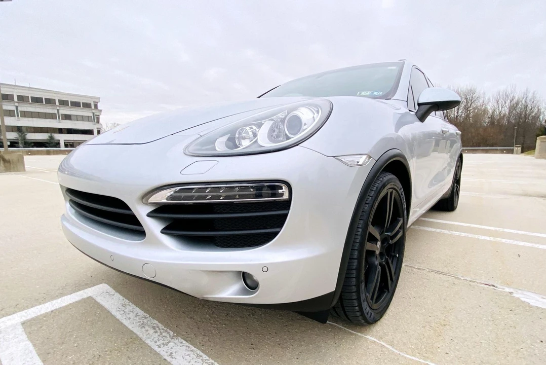 2012 Porsche 958 Cayenne S - Image 8 of 31