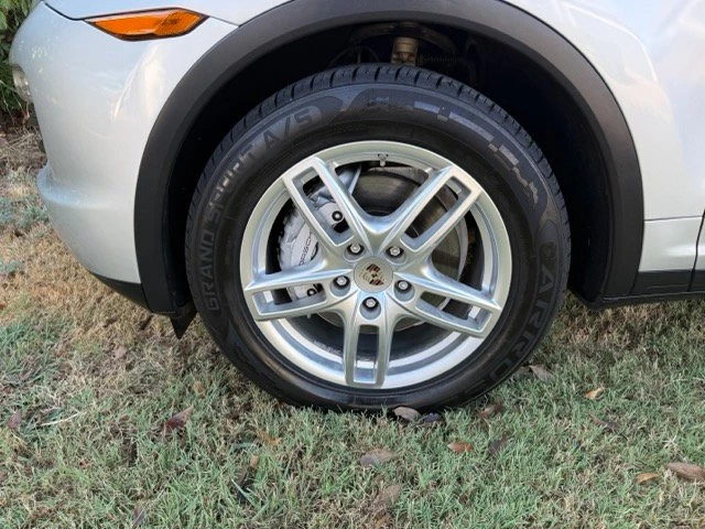 2012 Porsche 958 Cayenne S - Image 17 of 19