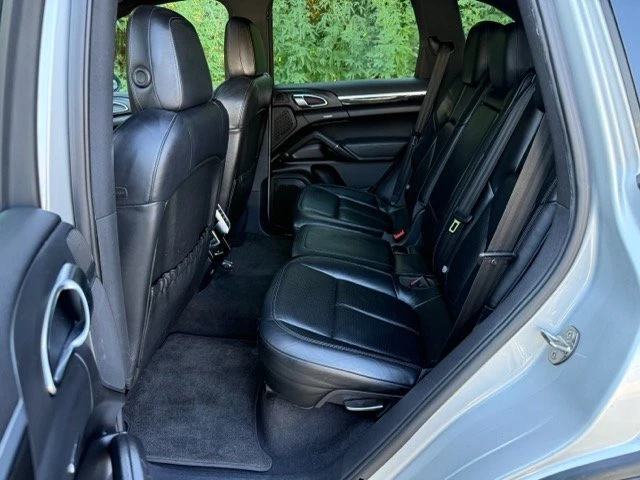 2012 Porsche 958 Cayenne S - Image 10 of 19