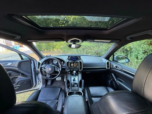 2012 Porsche 958 Cayenne S - Image 12 of 19