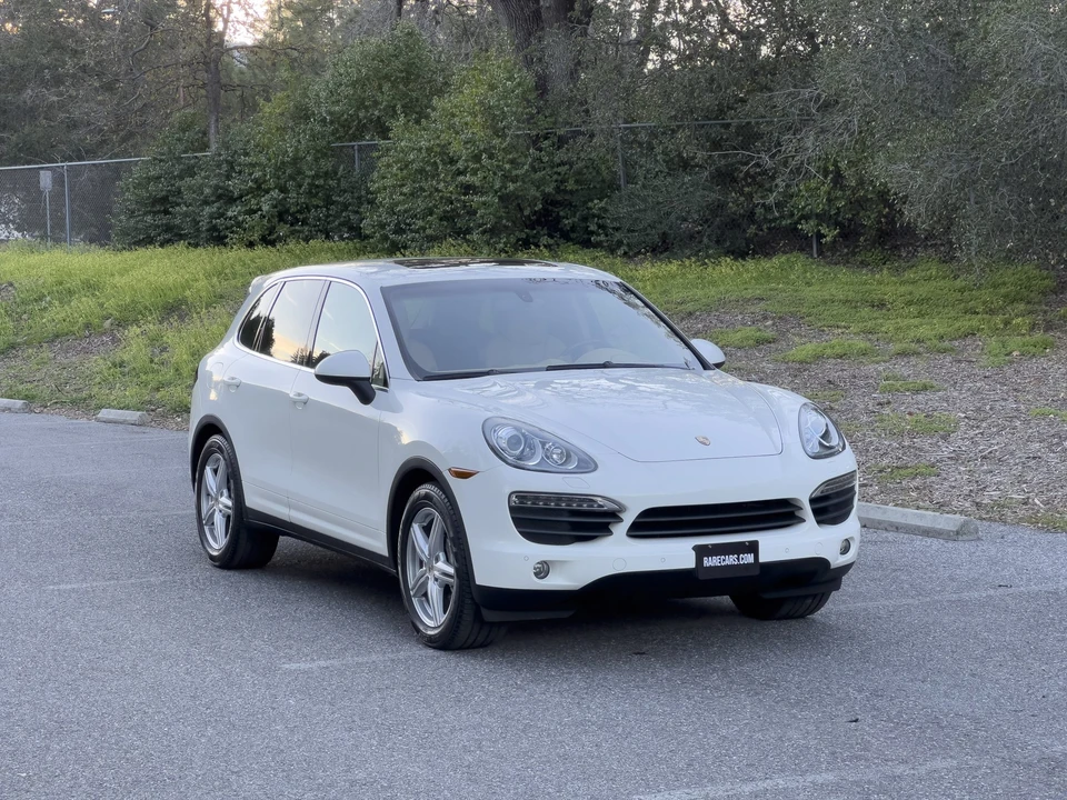 2012 Porsche 958 Cayenne S - Image 6 of 31