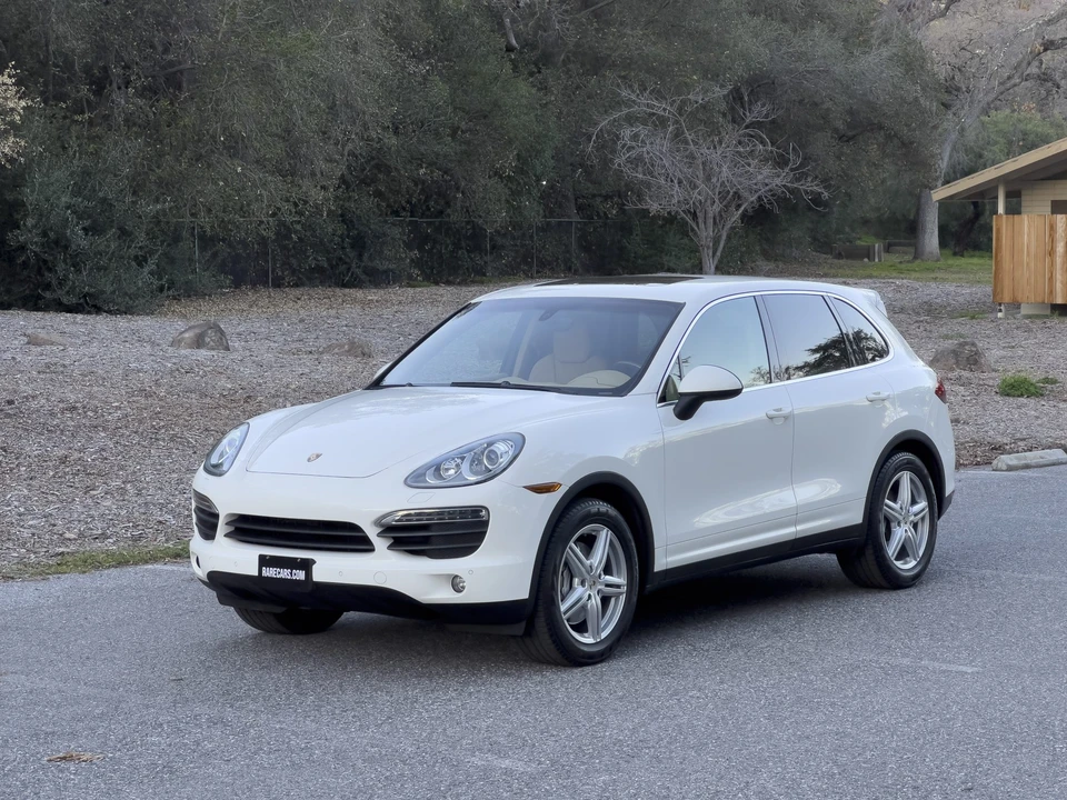 2012 Porsche 958 Cayenne S - Image 14 of 31