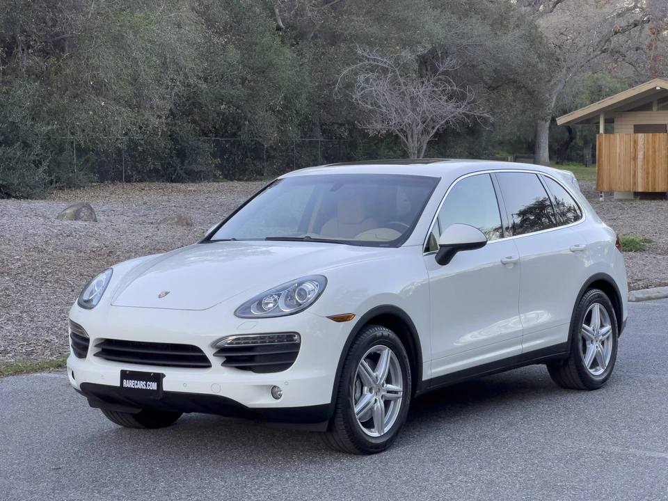 2012 Porsche 958 Cayenne S - Image 13 of 31