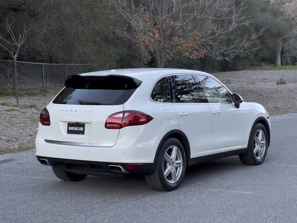 2012 Porsche 958 Cayenne S - Image 27 of 31