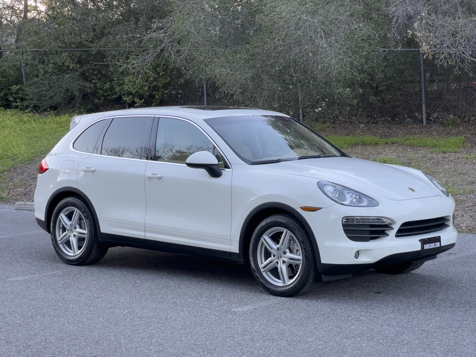 2012 Porsche 958 Cayenne S - Image 3 of 31