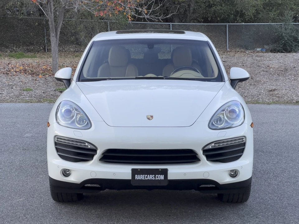 2012 Porsche 958 Cayenne S - Image 9 of 31