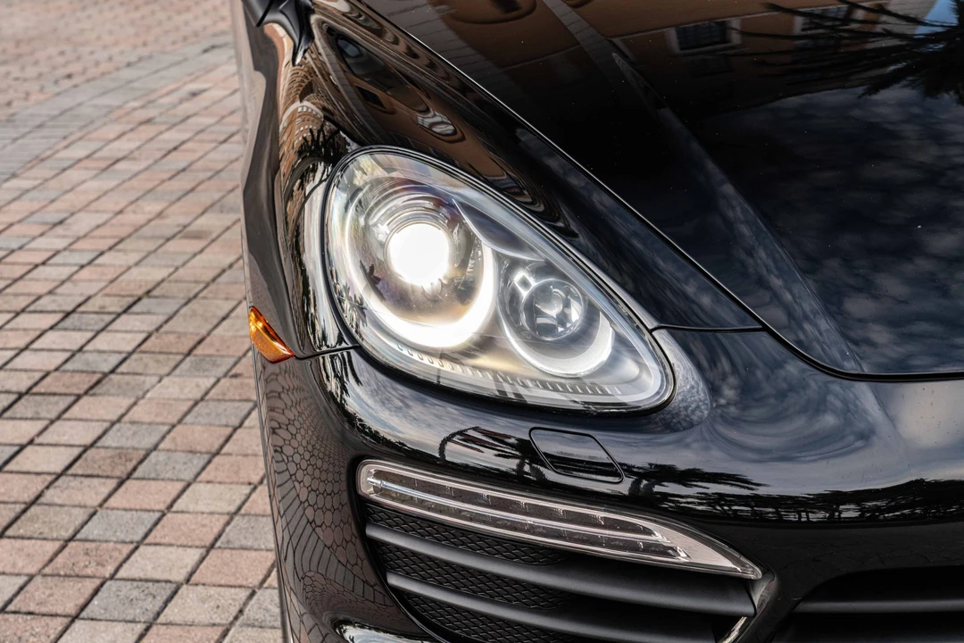 2012 Porsche 958 Cayenne S - Image 29 of 31