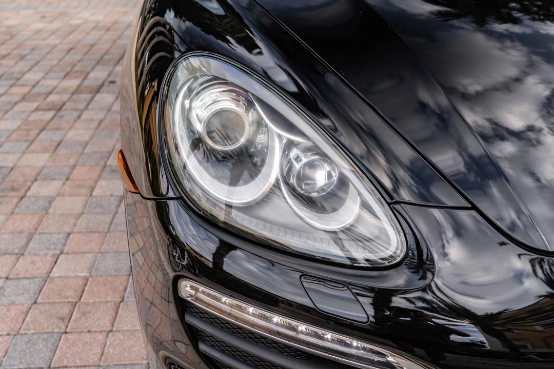 2012 Porsche 958 Cayenne S - Image 30 of 31