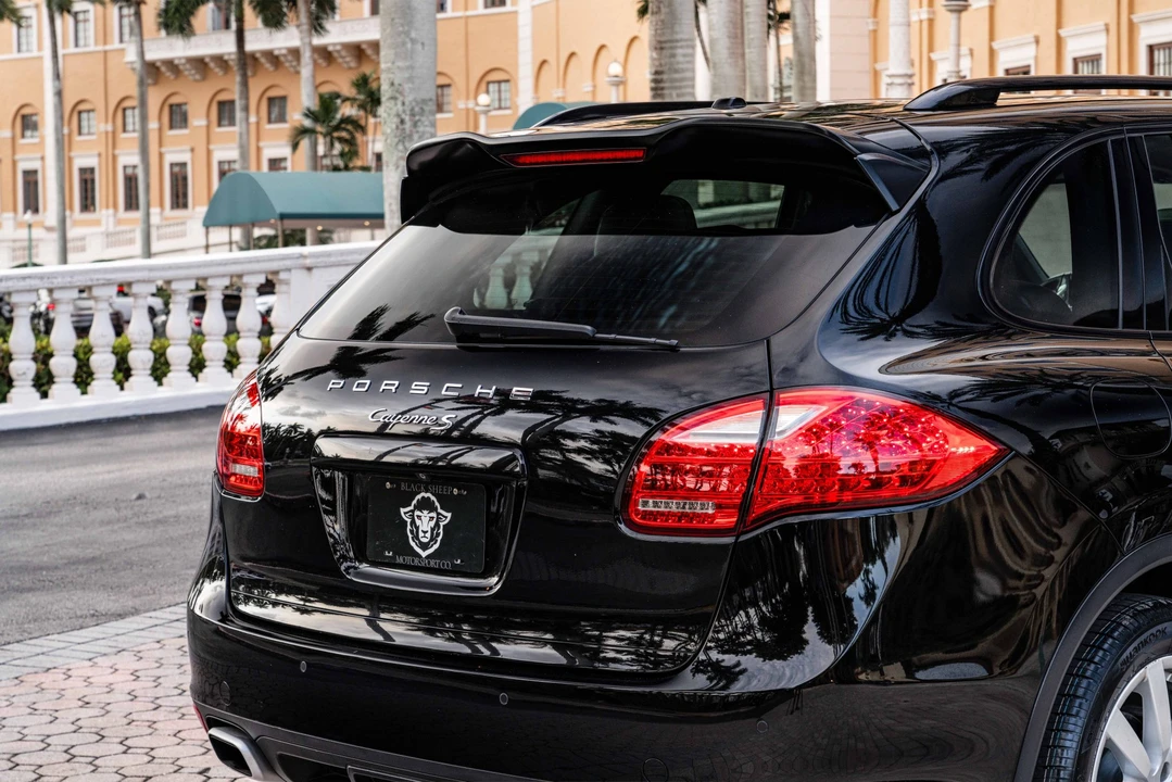 2012 Porsche 958 Cayenne S - Image 25 of 31