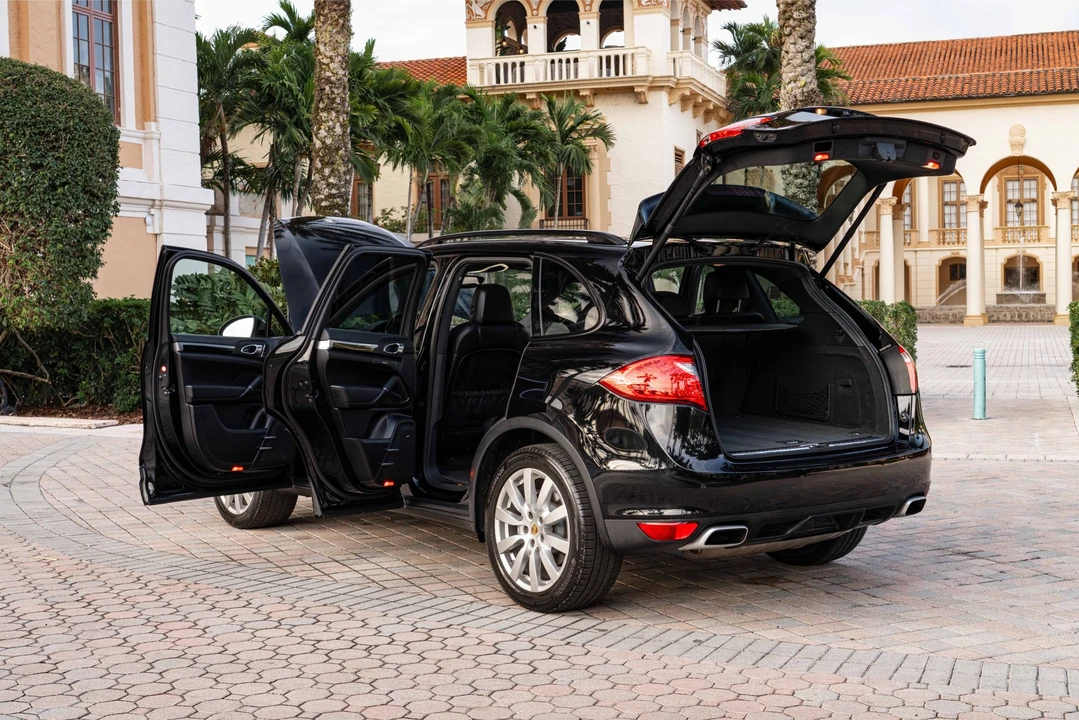 2012 Porsche 958 Cayenne S - Image 18 of 31