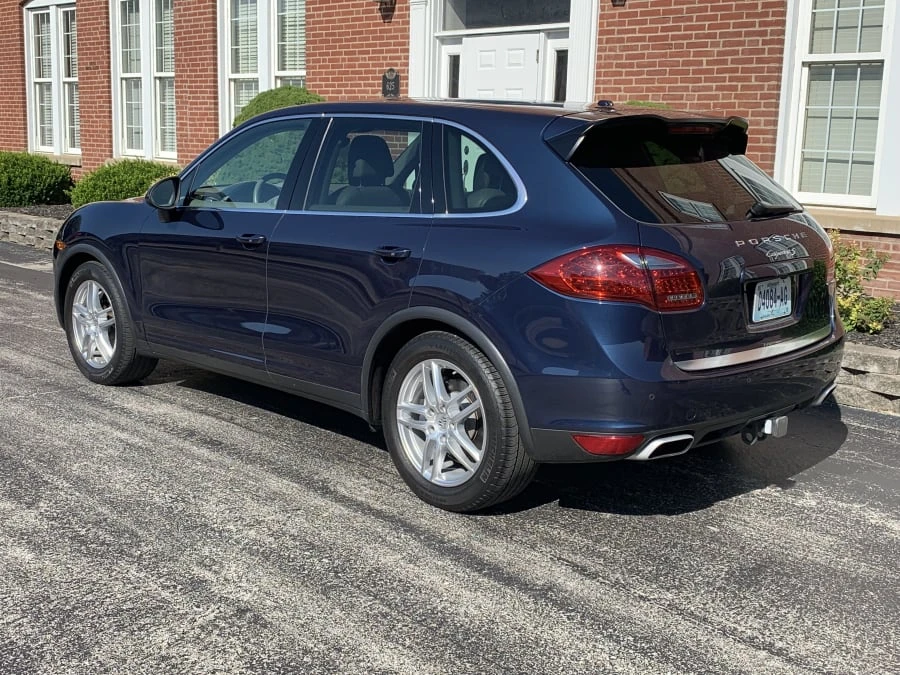 2012 Porsche 958 Cayenne S - Image 3 of 9