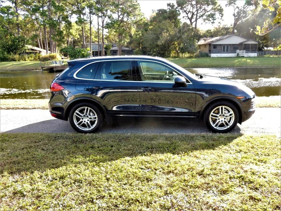 2012 Porsche 958 Cayenne S - Image 11 of 13
